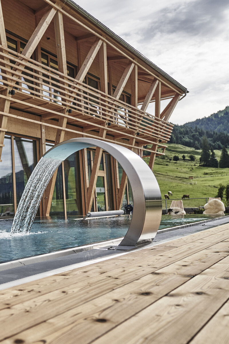 Wellnesshotel im Allgäu mit Infinity-Pool